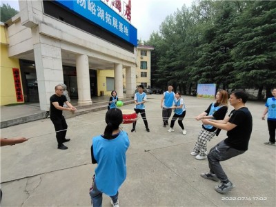 西安青少年军训拓展团建基地 西安真人CS拓展团建公司图2