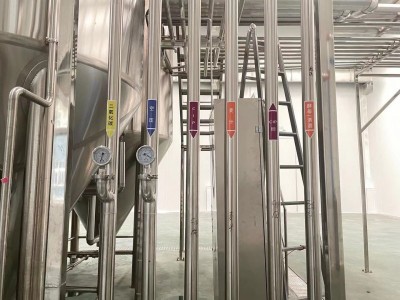 大型啤酒厂自动化酿酒设备 40吨啤酒设备图2