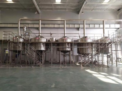 辽宁酒厂年产2000吨的大型精酿啤酒设备定做厂家图2
