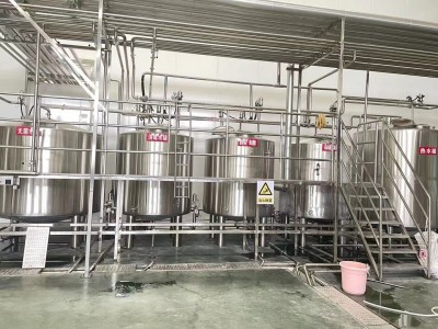 长春精酿啤酒设备 啤酒厂年产1万吨啤酒设备图3