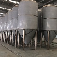 酒厂酿啤酒的设备配置年产2万吨大型自动化啤酒设备厂家