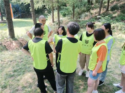西安附近可以团建烧烤的地方 西安秦岭户外拓展训练图2