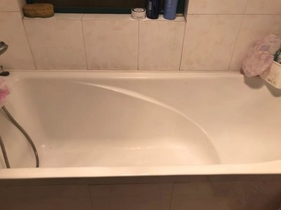 解决浴缸漏水情况  上海科勒浴缸漏水找师傅维修图2