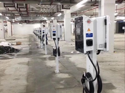 河南电动汽车充电桩厂家图2