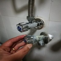 太原南海街上门维修洗菜池水龙头漏水 维修淋浴器混水阀漏水电话
