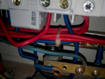 太原桃园南路电工上门维修电路故障24小时维修电话图3