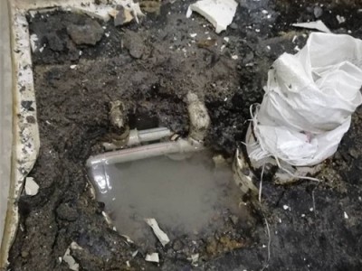 太原府西街维修洗菜池水龙头漏水 更换下水管 水管漏水检测维修图2
