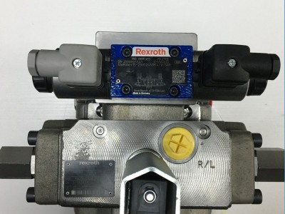 力士乐柱塞泵 R902437506 AA4VSO71EO210R-PPB13N00图2