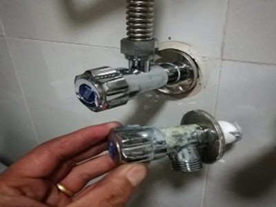 太原庙前街淋浴房维修菜盆安装安装脸盆修理马桶配件修理水龙头图2