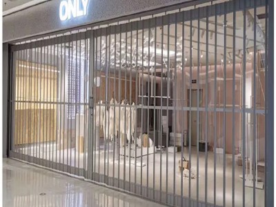 铝合金折叠门图1