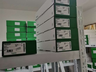 BMEP58CPROS3	安全型 M580   协处理器图2