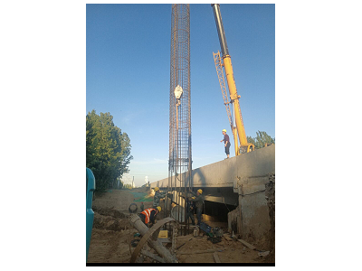 河北保定电力铁塔桩基施工队，电力塔基础打桩公司图2