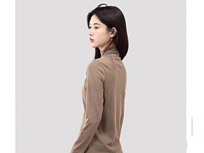 IRENENA女装温碧霞自创品牌春秋长袖打底衫柔和纯色圆领衫图2