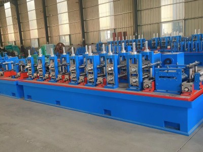 高频直缝卷管机钢管加工成型设备图2