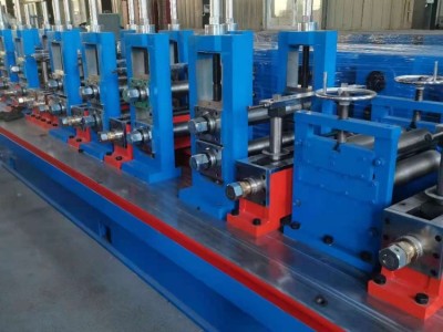 钢管加工生产线方管成型加工机器图2