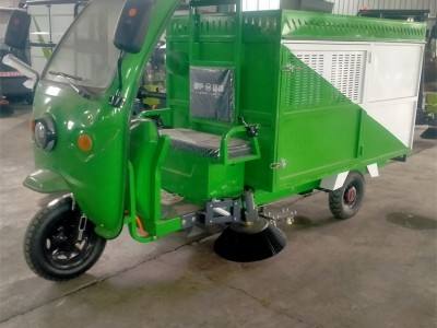 山东电动吸树叶收集车电动树叶收集粉碎机价格表生产厂家