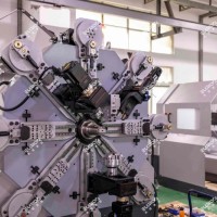 柔性化新能源铜铝排折弯机 操作简单换型快 新能源汽车包塑铜排多角度折弯机器